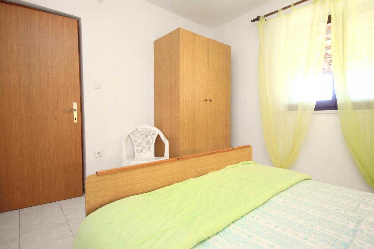 Apartment Tri Zala 174B Zrnovo Buitenkant foto